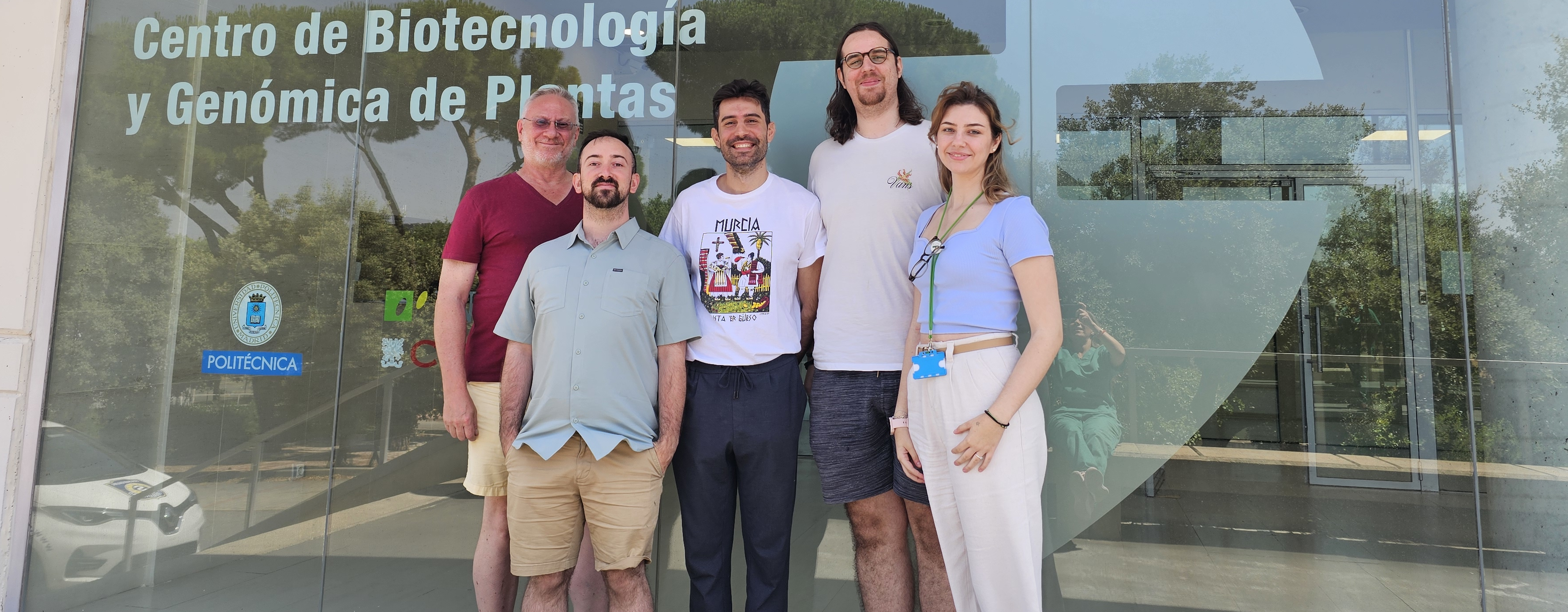 sensible picture of the lab members